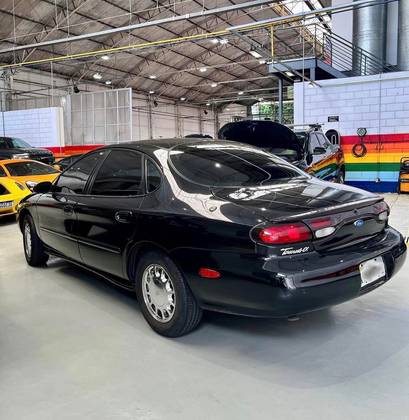 FORD TAURUS 3.0 LX V6 24V GASOLINA 4P AUTOMÁTICO